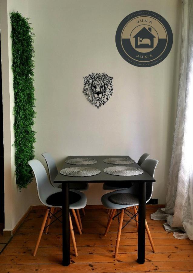 Juna - Nowoczesny Apartament W Centrum Z Widokiem Na Park Pruszków Kültér fotó